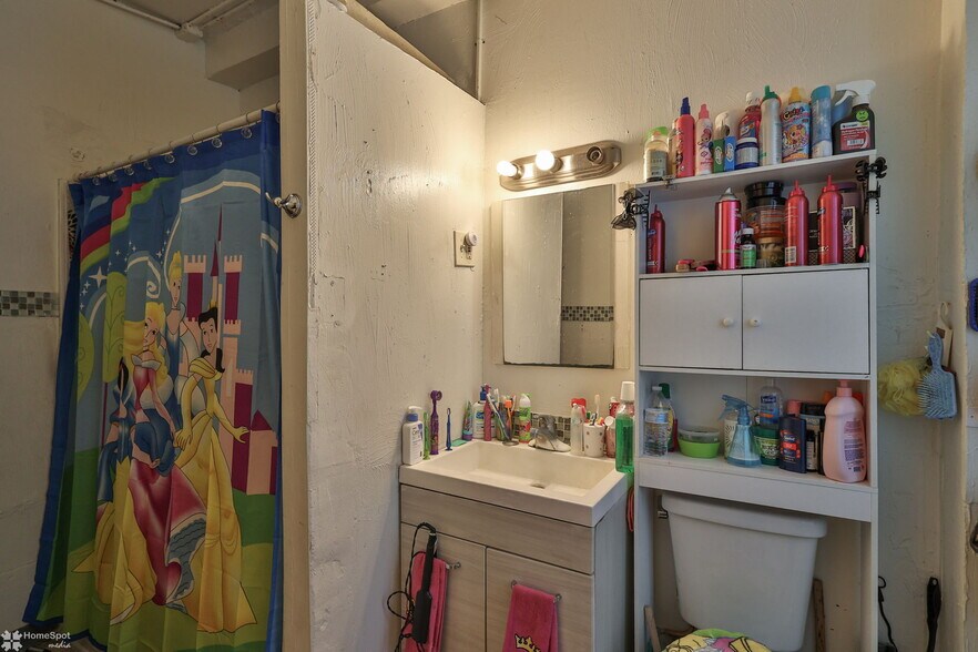 More Photos Of 424 N 6th St, Allentown Multifamily For Sale