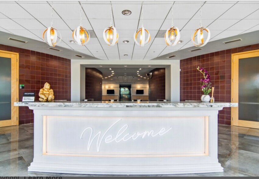 More Photos Of 28301 Ferry Rd, Warrenville Hospital For Lease