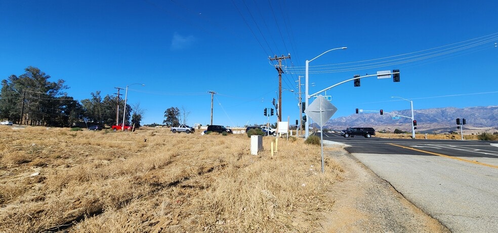 More Photos Of 1101 E 1st St, Beaumont Land For Sale