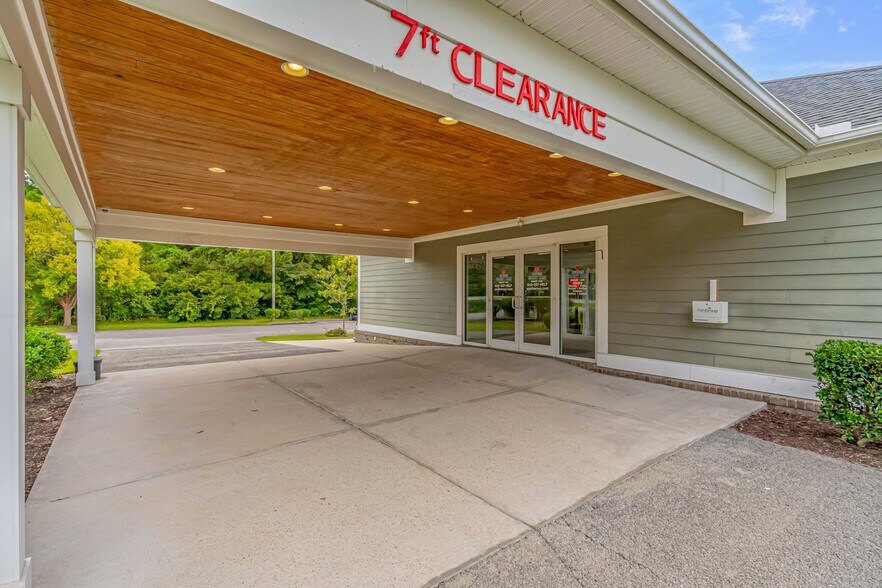 More Photos Of 3583 US-17 BUS, Murrells Inlet Medical For Lease