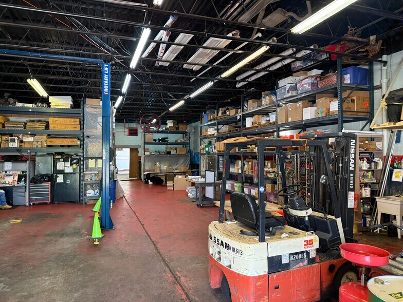 More Photos Of 218 Putcan Ave, Essington Industrial For Lease