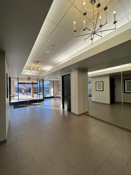 More Photos Of 9180 S Kyrene Rd, Tempe Office For Lease