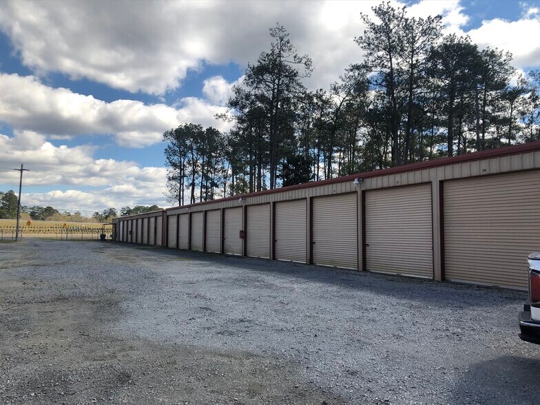 More Photos Of 1882 Highway 69 S, Lumberton Self Storage For Sale