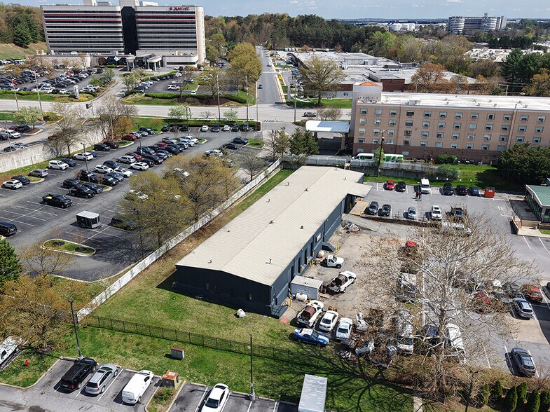 More Photos Of 823 Elkridge Landing Rd, Linthicum Heights Warehouse For Lease