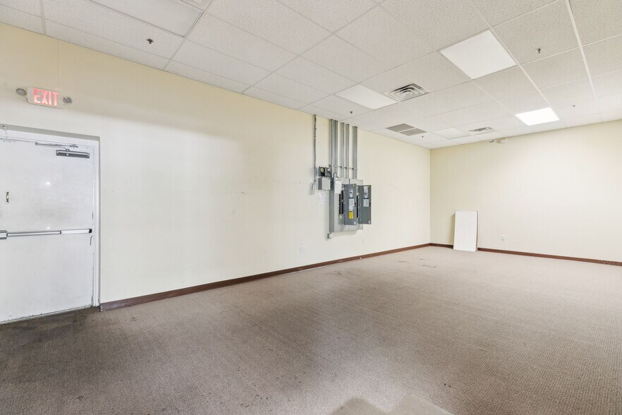 More Photos Of 3841 Route 42, Turnersville Storefront For Lease