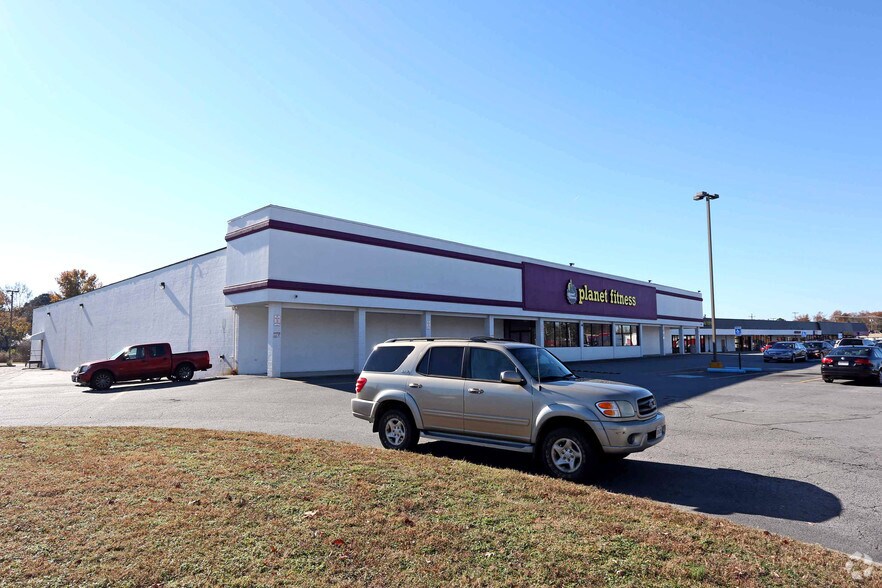 More Photos Of 5021 George Washington Hwy, Portsmouth Unknown For Lease