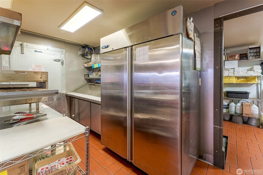 More Photos Of 805 Basin St NW, Ephrata Specialty For Sale