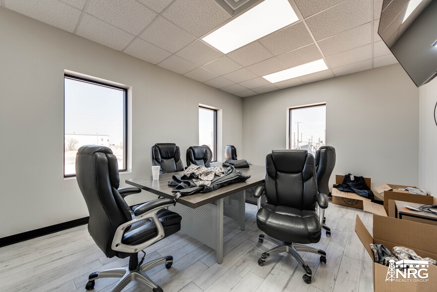 More Photos Of 2416 E County Rd 130 rd, Midland Warehouse For Sale