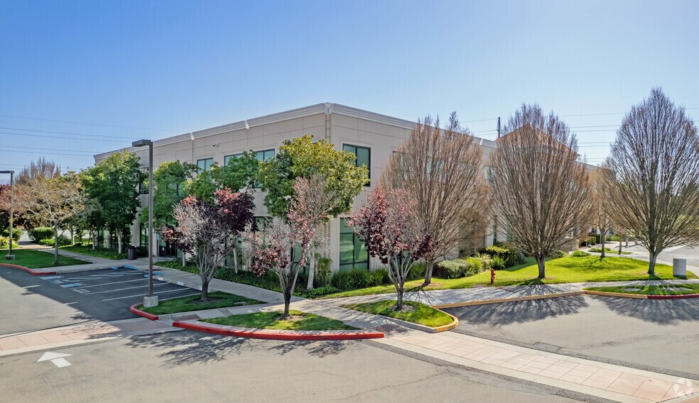 More Photos Of 2515 N 1st St, San Jose Office For Lease