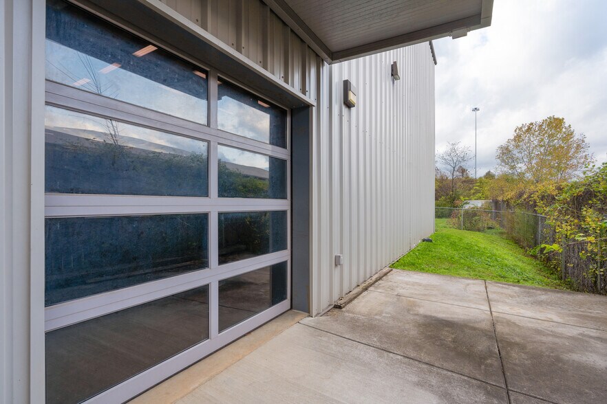 More Photos Of 2145 Chestnut St, Chattanooga Specialty For Lease