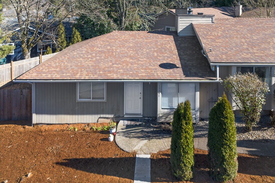 More Photos Of 19789 SW Santee Ct, Tualatin Apartments For Sale