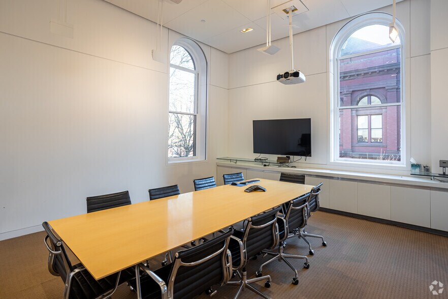 More Photos Of 43 Thorndike St, Cambridge Unknown For Lease