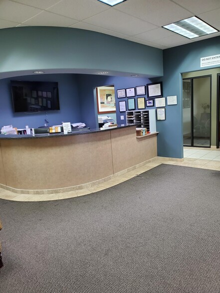 Primary Photo Of 4470 Yankee Hill Rd, Rocklin Flex For Lease