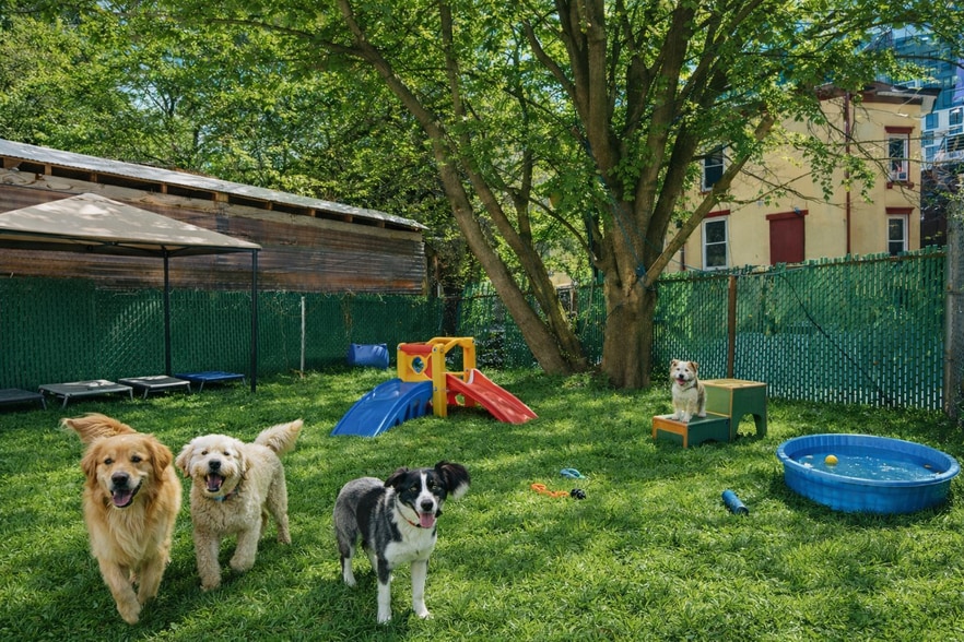 More Photos Of 1112 Fulton St, Brooklyn Storefront Retail Residential For Lease