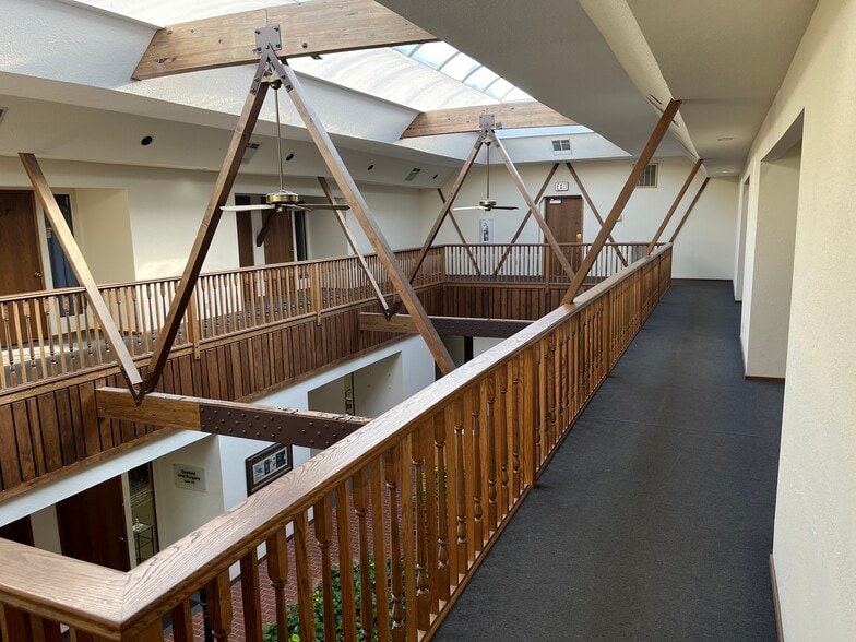 More Photos Of 400 W Main St, Gaylord Office For Lease