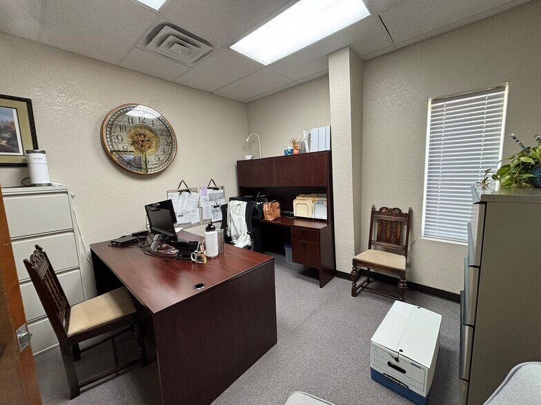 More Photos Of 2690 Old Alton Rd, Denton Warehouse For Lease