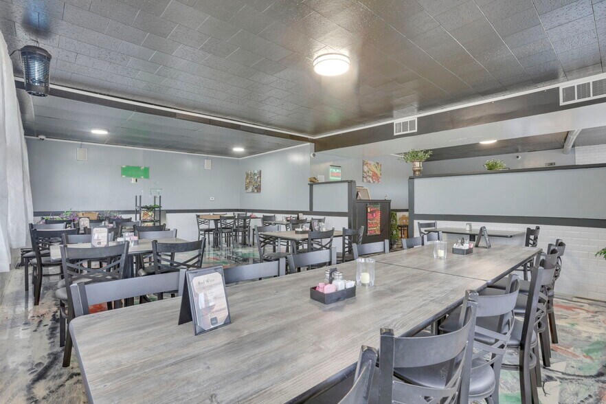 More Photos Of 609 Mill St, New Lexington Restaurant For Sale