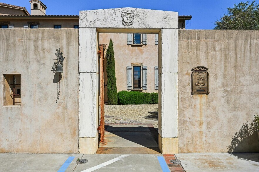 More Photos Of 1096 Hardman Ave, Napa Winery Vineyard For Sale