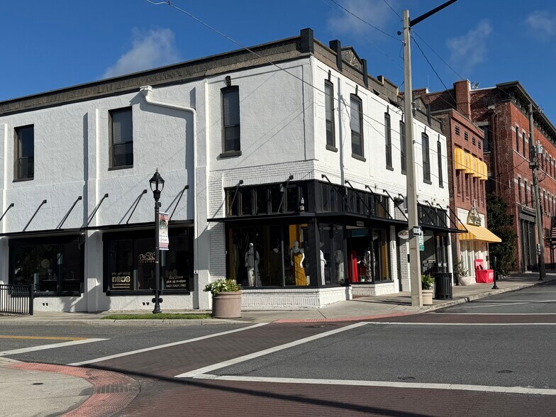 More Photos Of 21 E Fort King St, Ocala Storefront Retail Residential For Lease