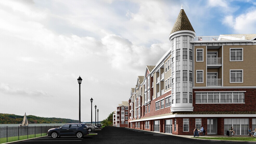 More Photos Of 10 Dutchess Landing, Poughkeepsie General Retail For Lease