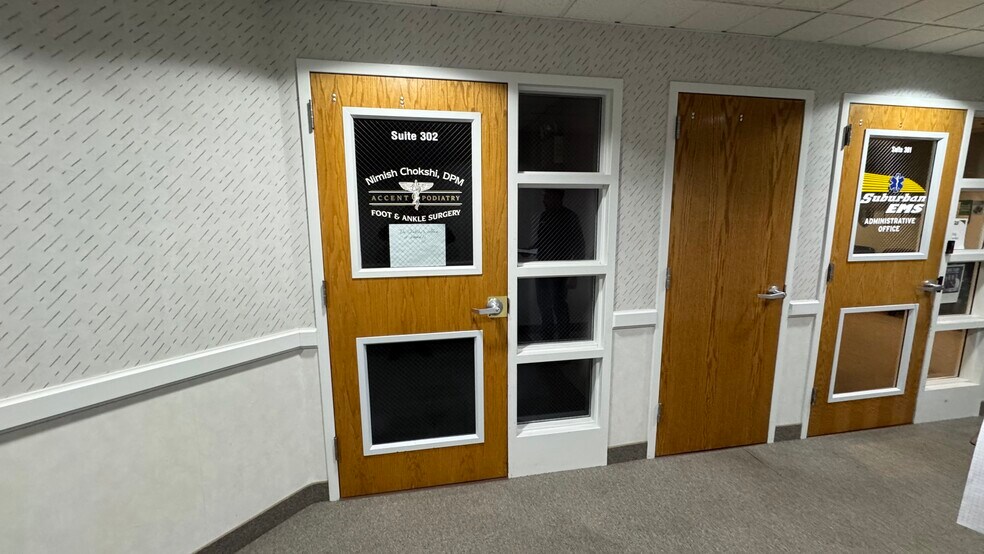 More Photos Of 2925 William Penn Hwy, Easton Office For Lease