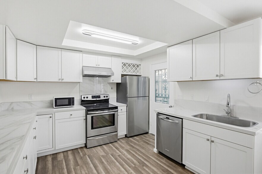 More Photos Of 3541 Highland Ave, San Diego Apartments For Sale