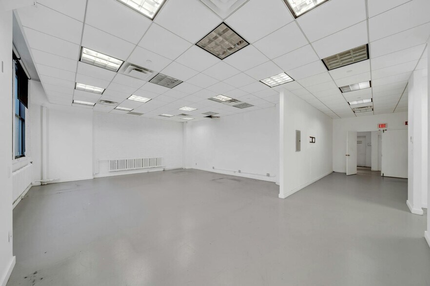 More Photos Of 545 W 45th St, New York Loft Creative Space For Lease