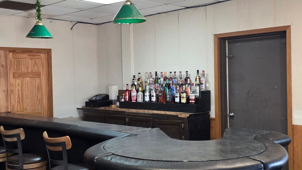 More Photos Of 51 W Water St, Markesan Restaurant For Sale
