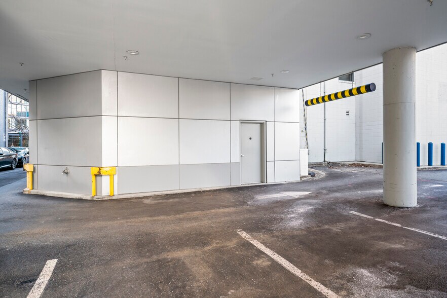 More Photos Of 7809 Woodmont Ave, Bethesda Office Residential For Sale