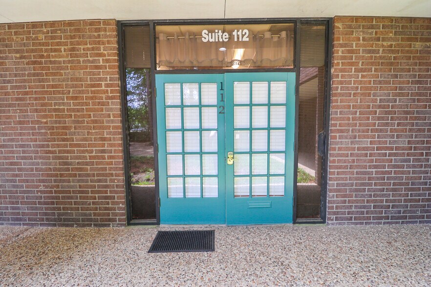 More Photos Of 13131 Champions Dr, Houston Medical For Lease