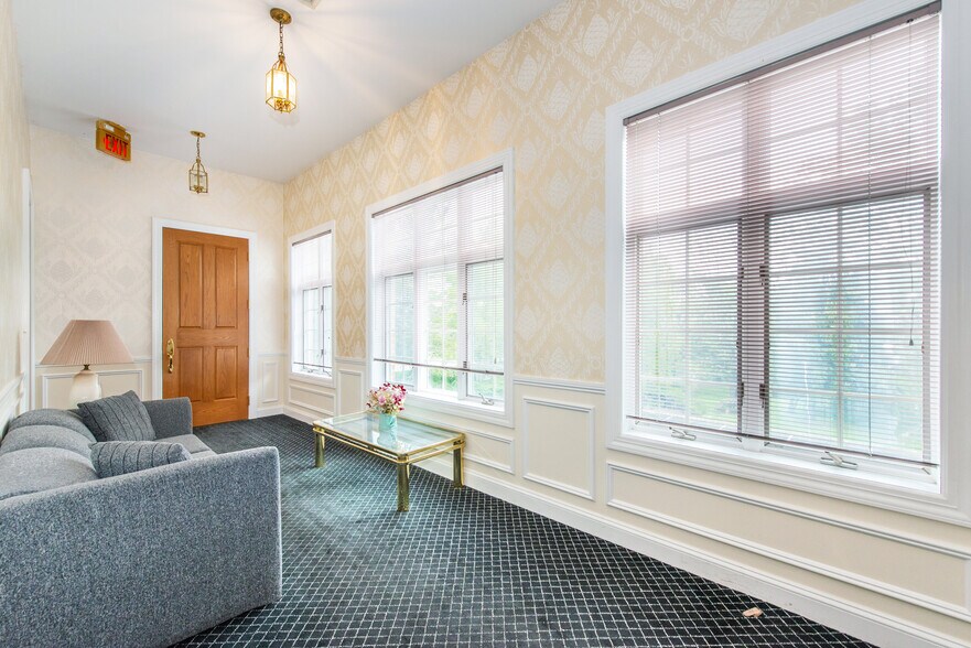 More Photos Of 372 Route 22 West, White House Station Office For Lease