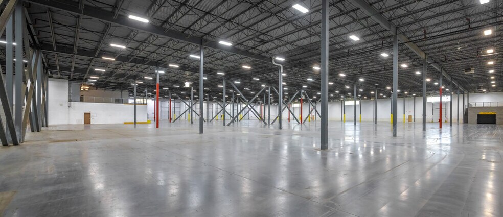 More Photos Of 5744 268th St, Langley Twp Warehouse For Lease