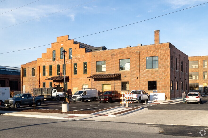 More Photos Of 600 W John St, Martinsburg Apartments For Lease
