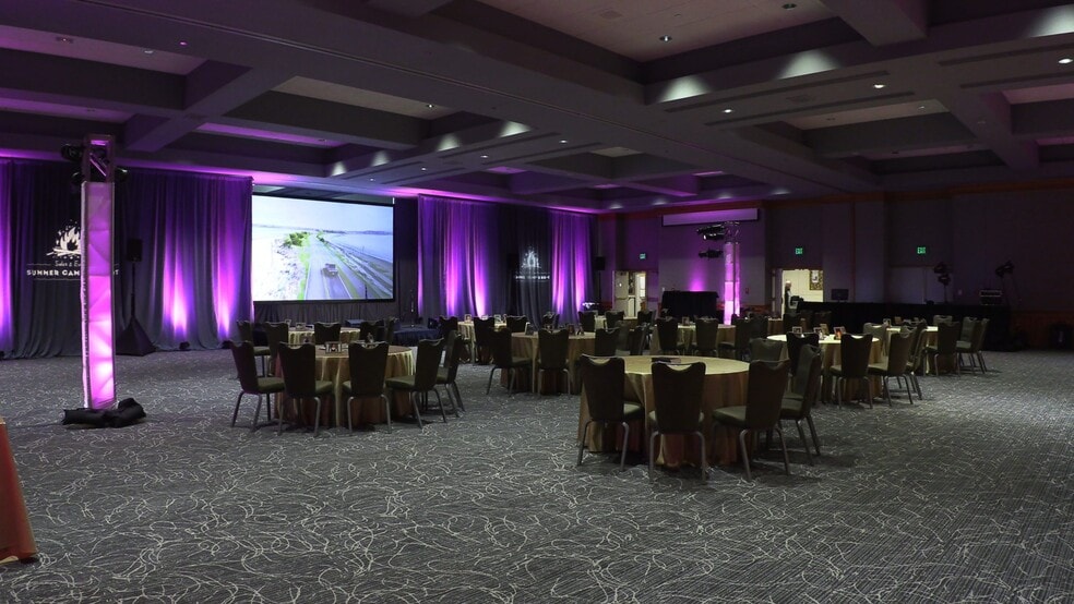 More Photos Of 9565 Semiahmoo Pky, Blaine Hotel For Sale