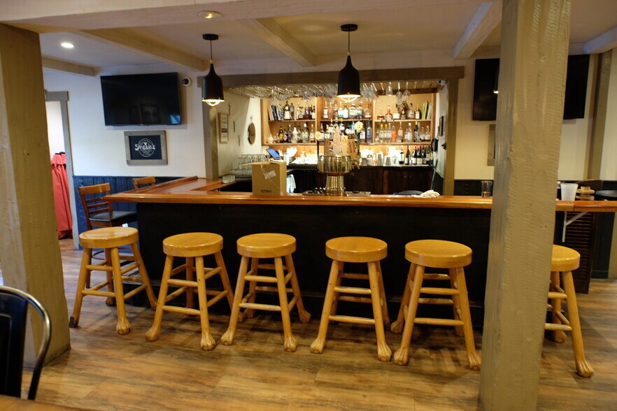 More Photos Of 5819 Main St, Tannersville Hotel For Sale