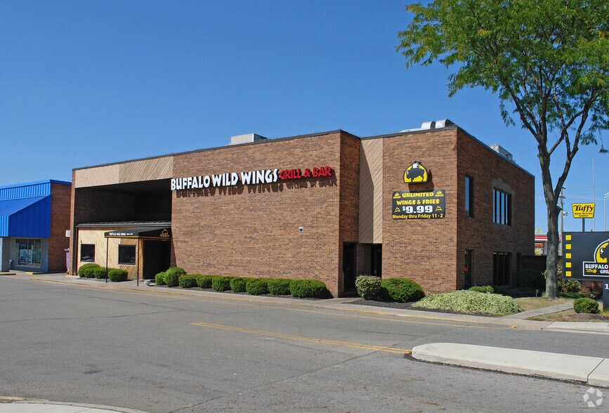 More Photos Of 1213-1283 N Memorial Dr, Lancaster Unknown For Lease