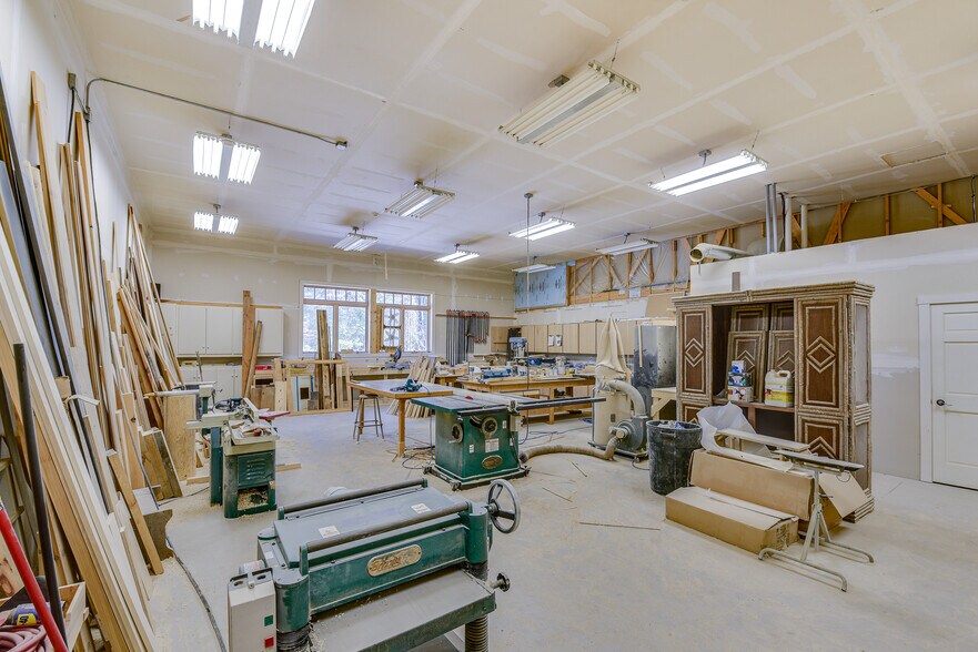 More Photos Of 5771 US Highway 45, Land O Lakes Office For Sale