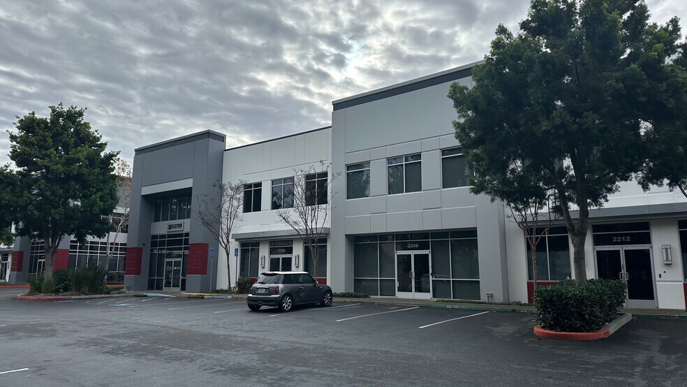 More Photos Of 2200 Ringwood Ave, San Jose Light Manufacturing For Sale