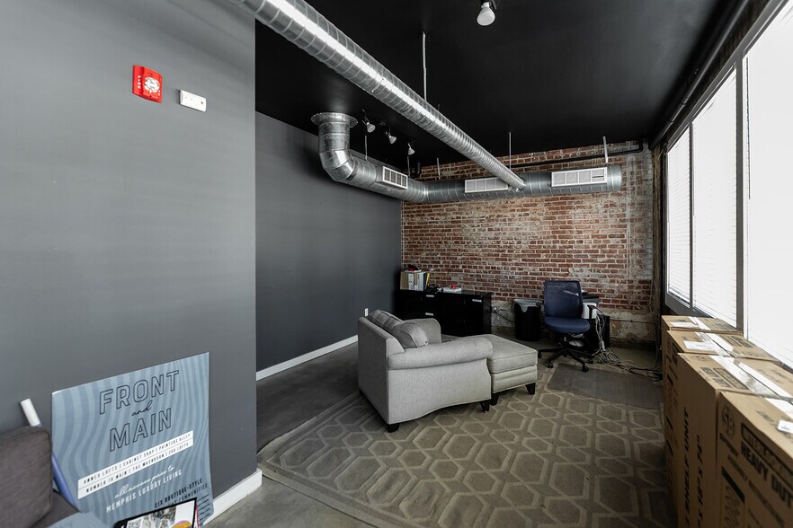 More Photos Of 345 S Front St, Memphis Apartments For Sale