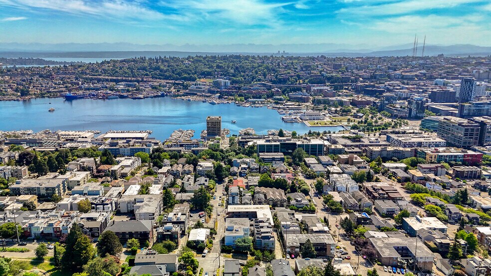 More Photos Of 501 Highland Dr, Seattle Apartments For Sale