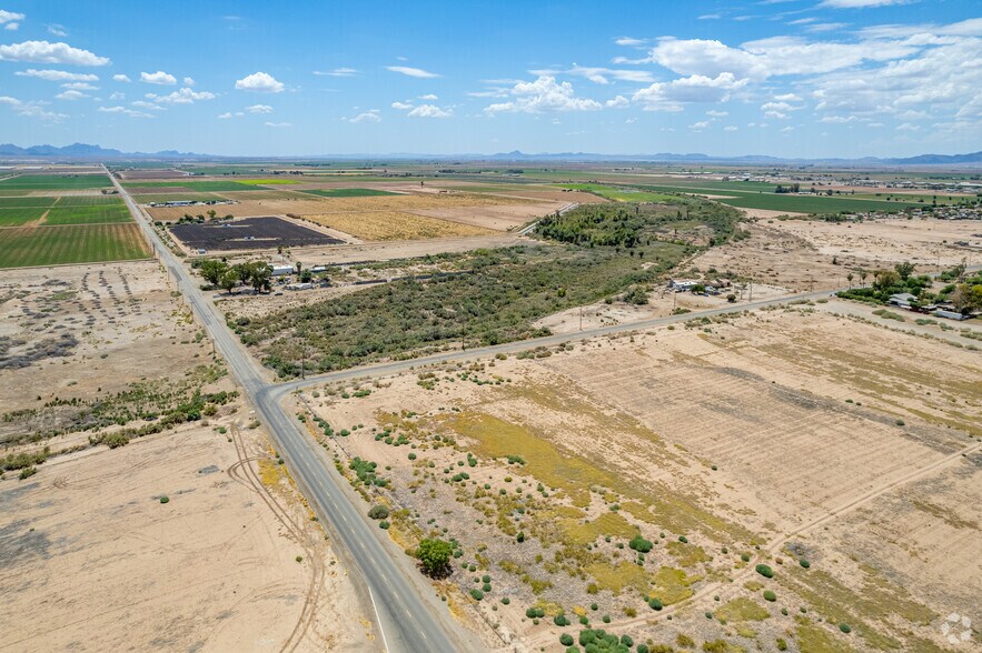 More Photos Of 643 S Intake Blvd, Blythe Warehouse For Sale