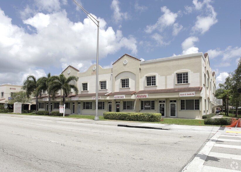 Primary Photo Of 6099 Stirling Rd, Davie Office Residential For Sale