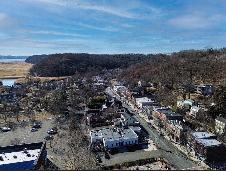 More Photos Of 505 Piermont Ave, Piermont Restaurant For Sale