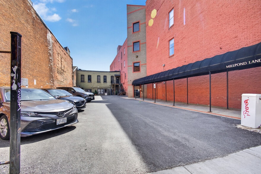 More Photos Of 327-329 W Fayette St, Syracuse Loft Creative Space For Lease