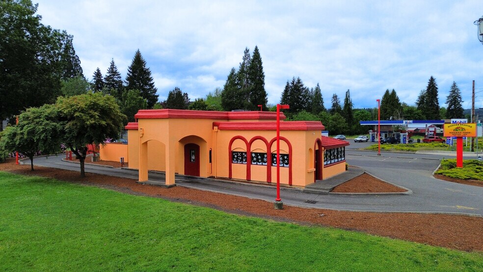 More Photos Of 2301 Main St, Sweet Home Restaurant For Sale