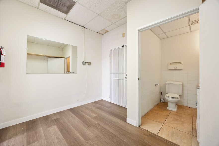 More Photos Of 129-141 E Valley Blvd, Alhambra General Retail For Lease