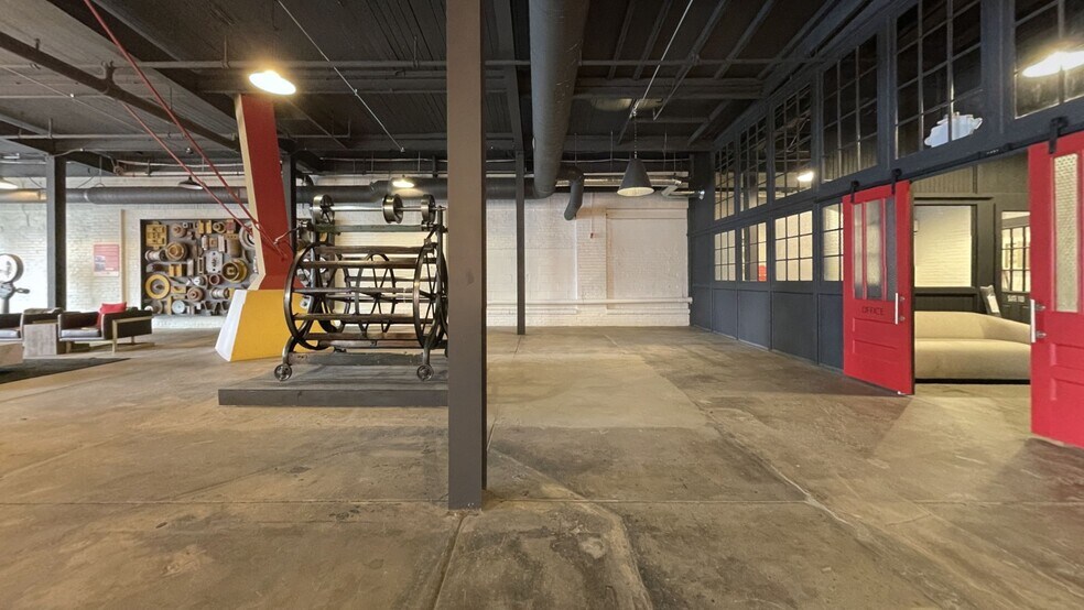 More Photos Of 650 E North St, Bethlehem Manufacturing For Lease