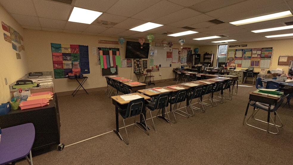 More Photos Of 8190 Pensacola Blvd, Pensacola Specialty For Sale