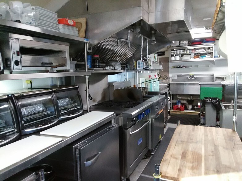 More Photos Of 38869 Morris Point Rd, Abell Restaurant For Sale