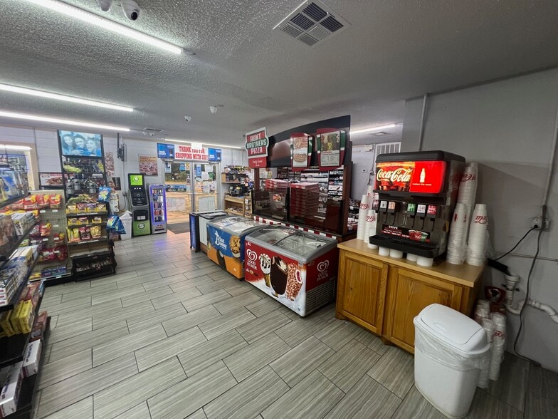 More Photos Of 17948 LA Highway 42, Livingston Service Station For Sale